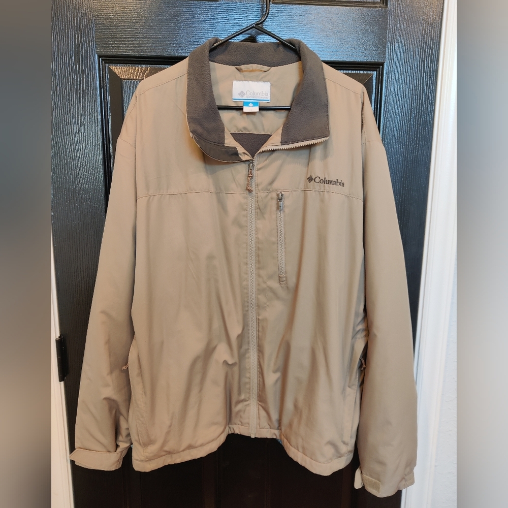 Men's Tan and Gray Columbia "Utilizer" Lined Jacket
